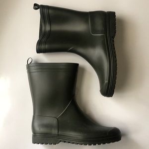 Forest green rain booties
